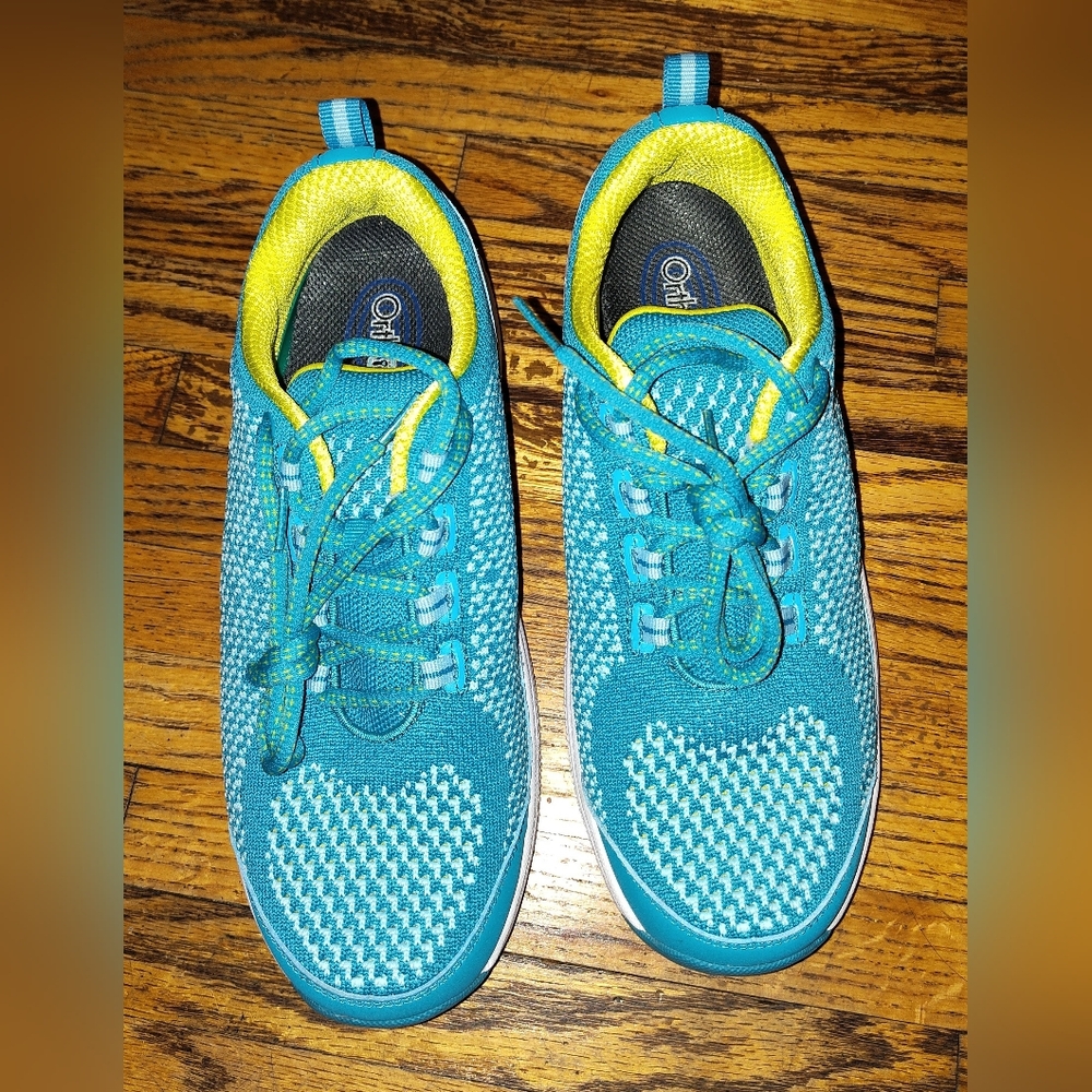 Orthofeet women sneakers color, coral turquoise size 8.5w